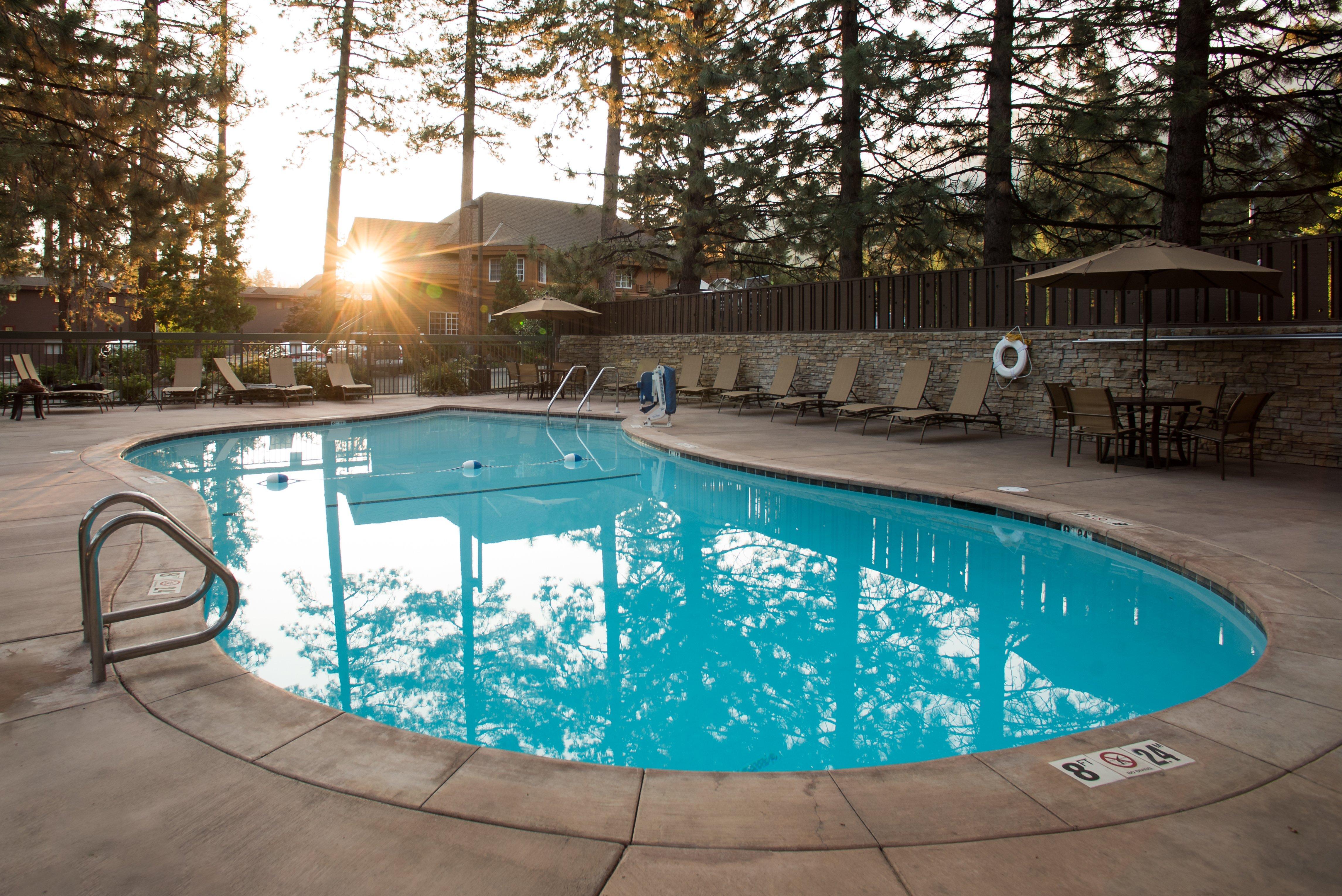 Holiday Inn Express South Lake Tahoe, An Ihg Hotel Exterior photo